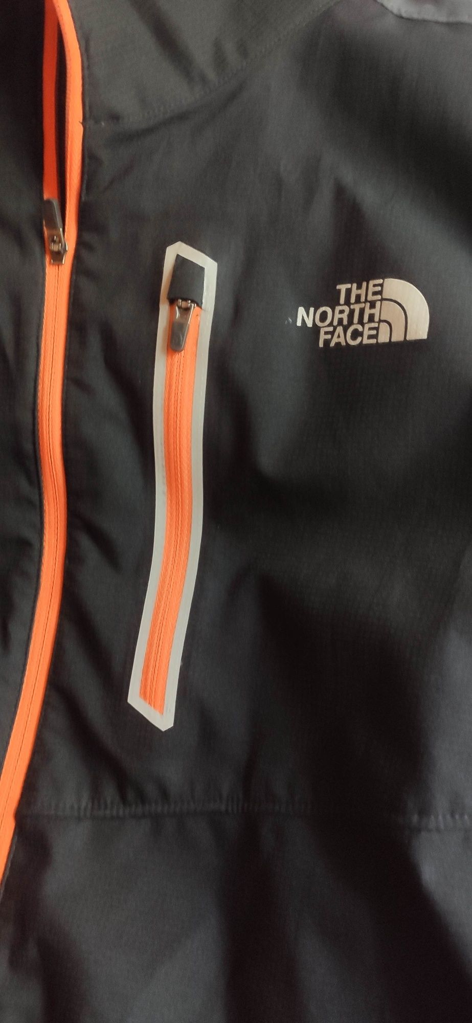 Жилетка (безрукавка,)the north face