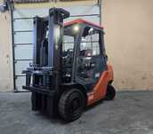 Навантажувач вилковий, газовий Toyota 02-8FGF25 /2.5 тонни