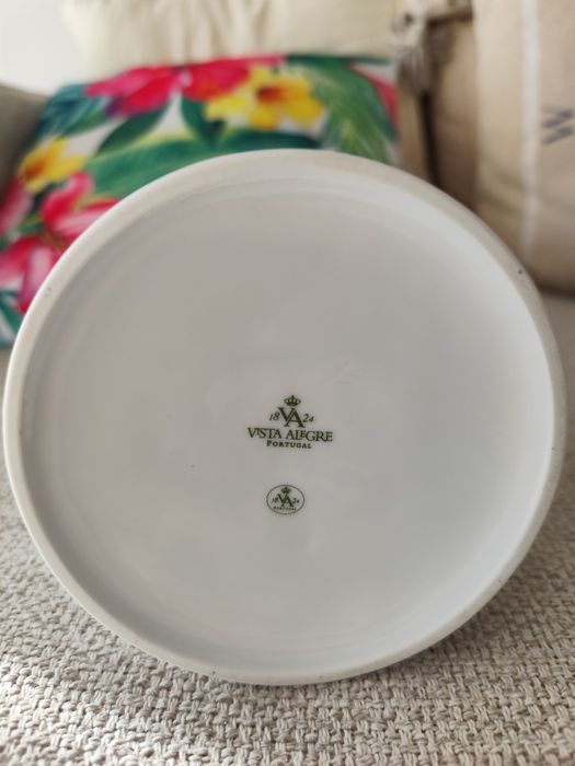 Elegância na sua mesa: Cafeteira/Leiteira Vista Alegre