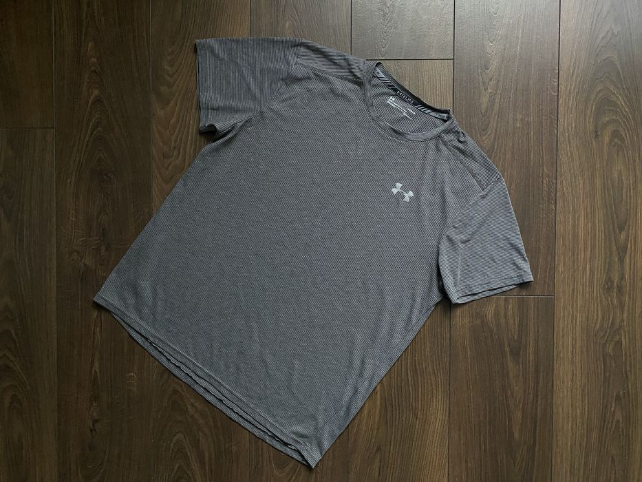 Футболка Under Armour спортивна