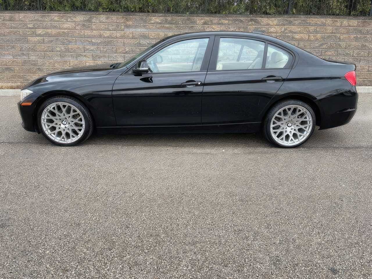 2012 BMW 3 Series 328i