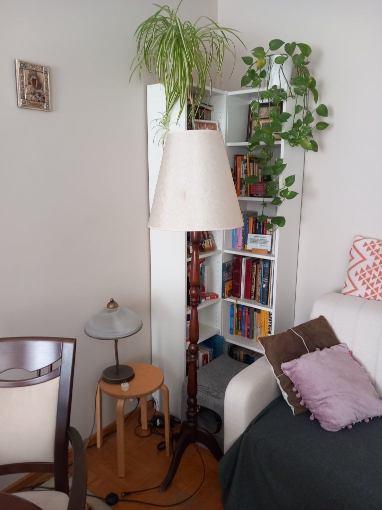 Lampa podłogowa stojąca