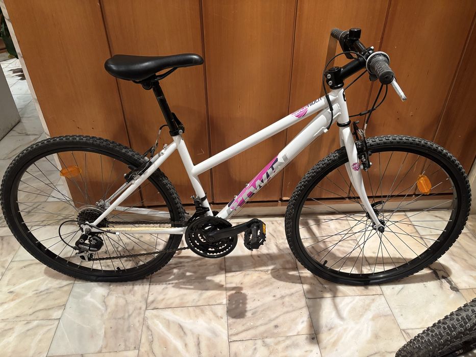 Bicicleta rockrider 300  branca rosa