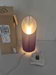 designerskia lampa z efektem ognia w kolorze fioletowym
