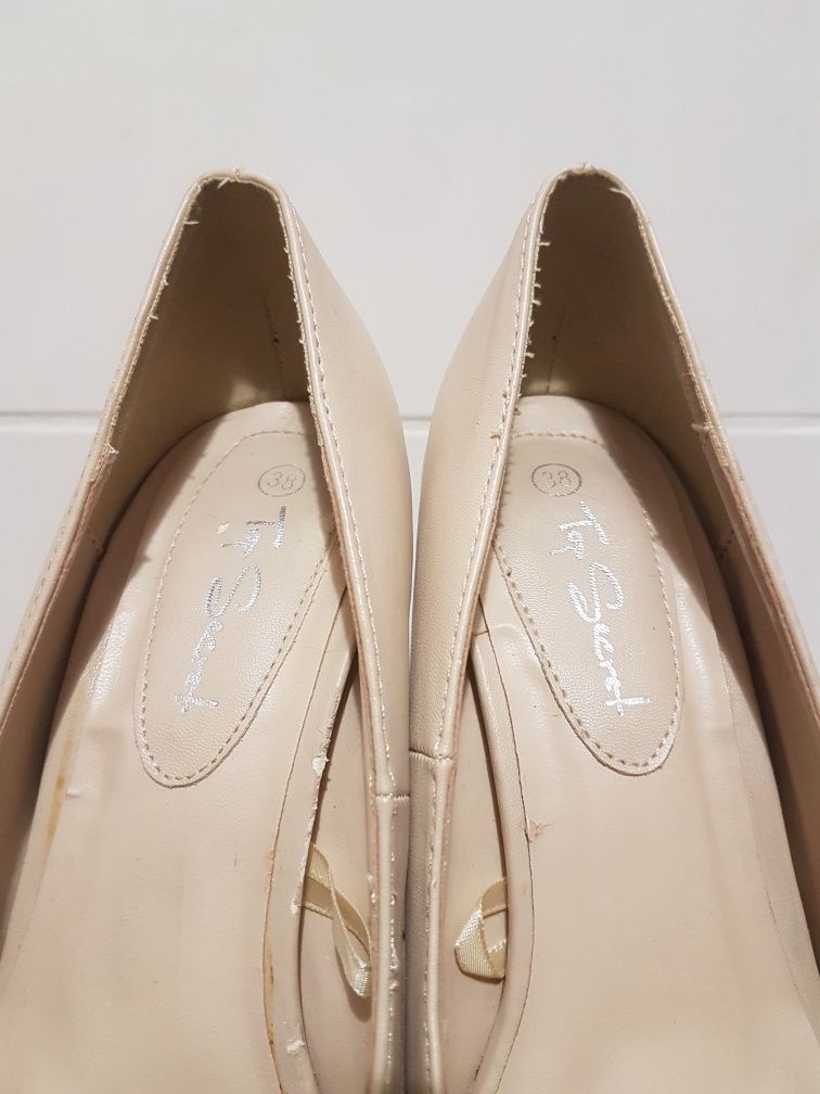 Buty damskie Top Secret roz.38 na bardzo wysokim obcasie