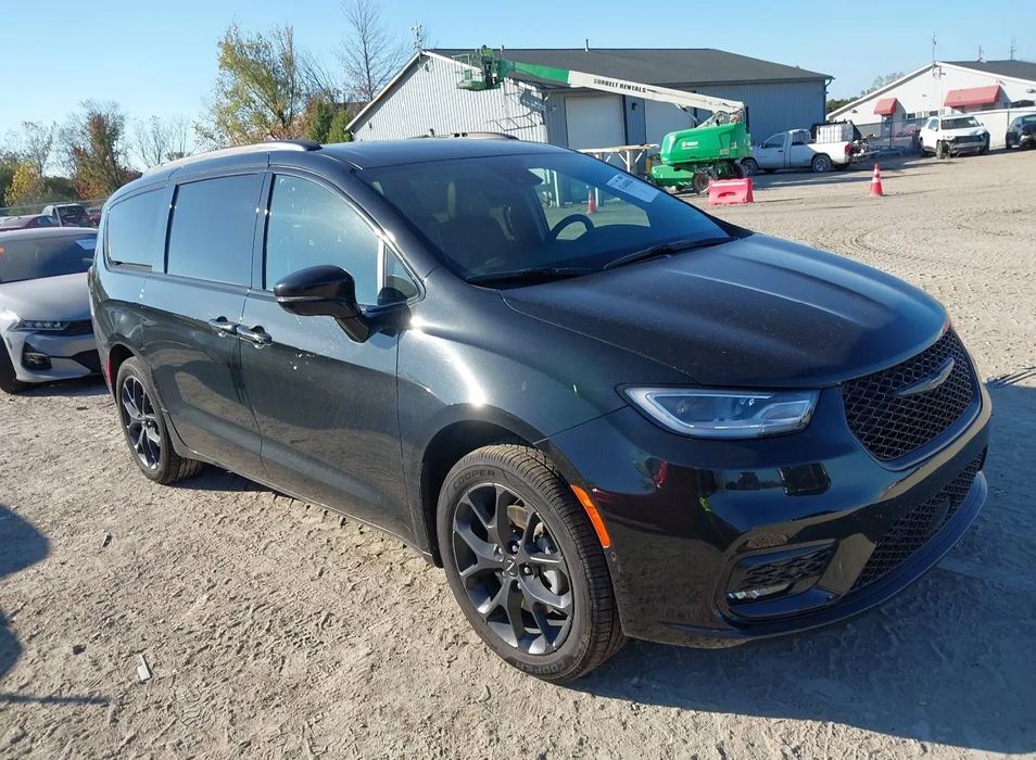 Chrysler Pacifica Chrysler Pacifica Limited S AWD