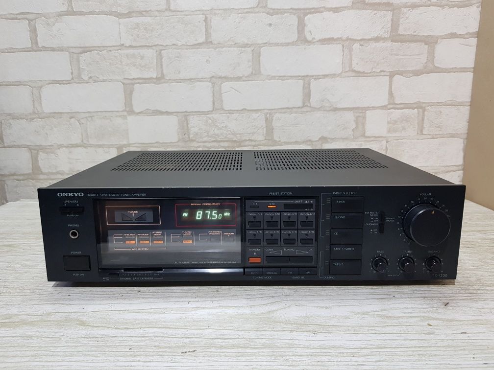 FM/AM Стерео ресивер/підсилювач  Onkyo TX-7230 2*55 б/у з Німеччини