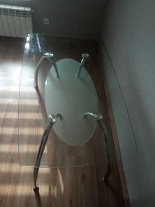 Sprzedam stół szklany prostokątny