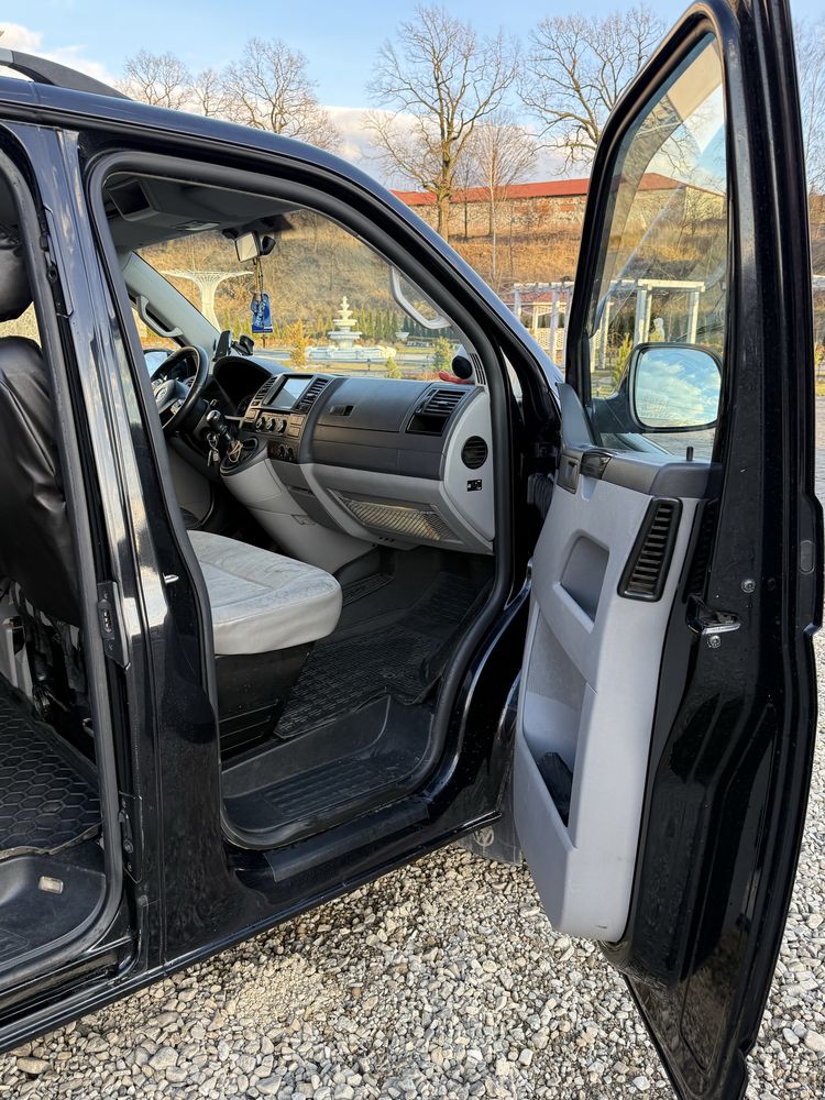 Volkswagen t5 2.0 tdi 2010