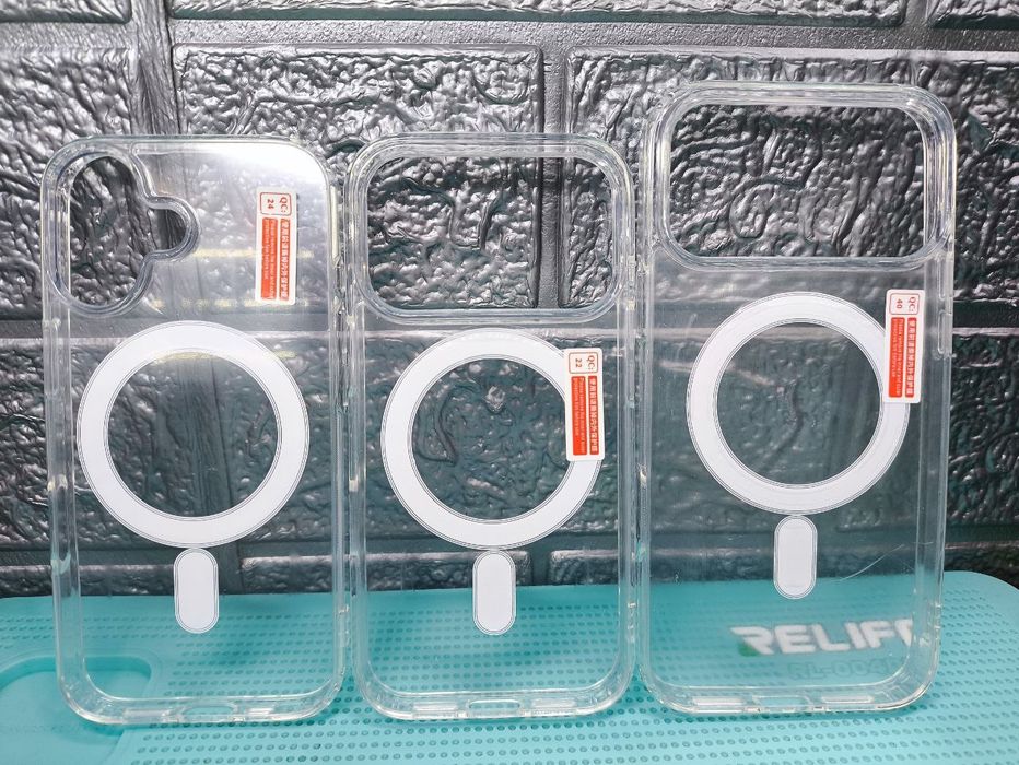 Прозорий чохол з Magsafe для IPhone 17 серії.