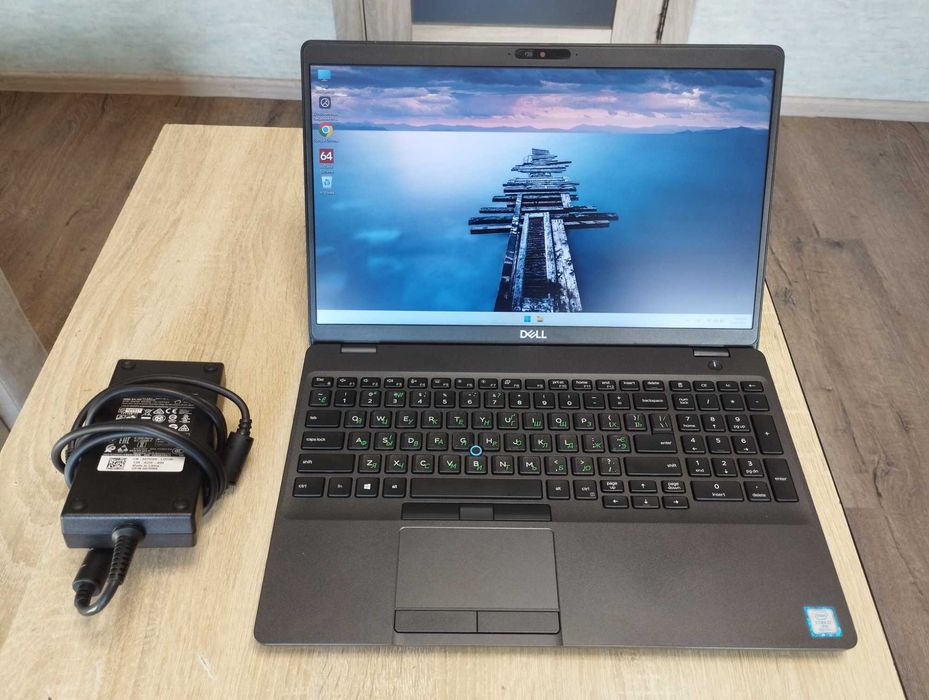 Dell Inspiron 5501,I7-9850H (4.6 ГГц) 6/12 ядер,32GB RAM,512GB SSD,Тач