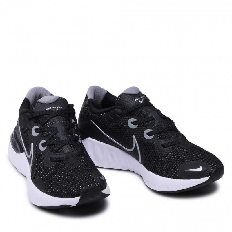 Nike Renew Run Black/Metallic Silver/White - R. 36 EU