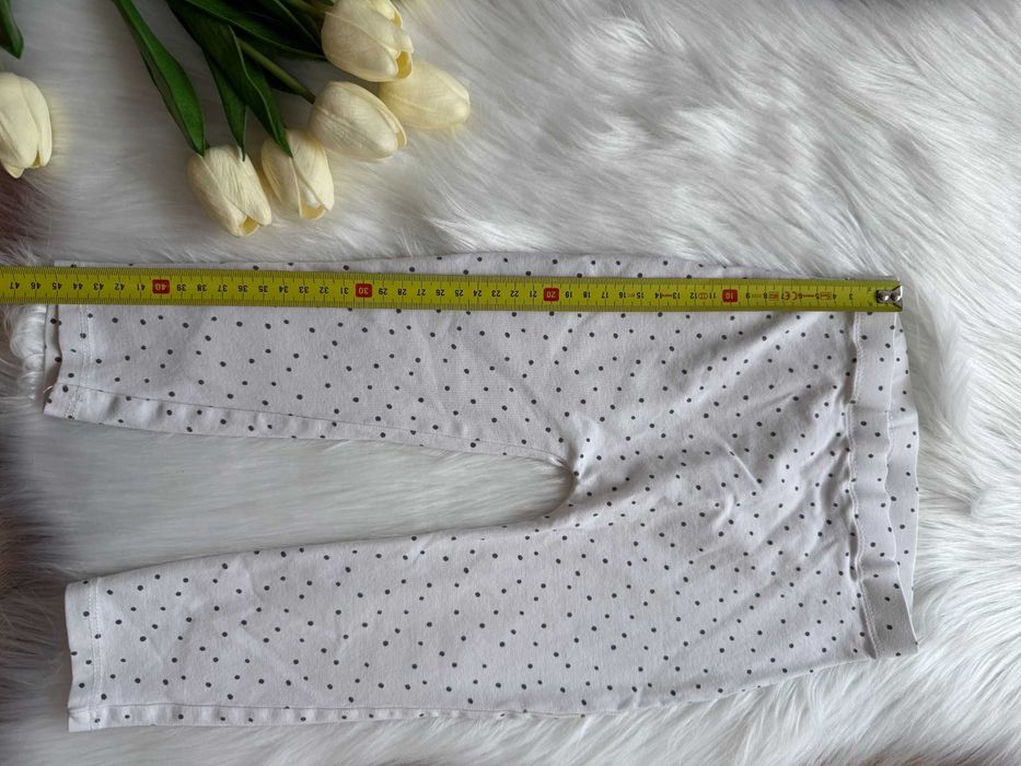 2-pak legginsów spodnie obcisłe białe w kropki szare trójkąty r. 92
