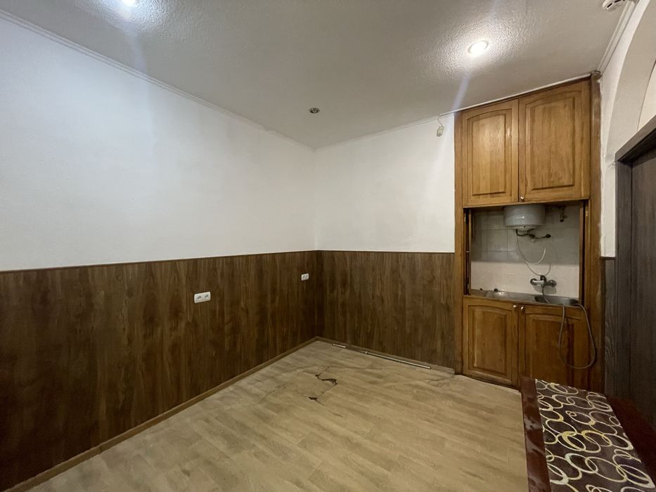 Без% Продам 1-кімнатну квартиру, Сокальська 1, ідеально під комерцію!