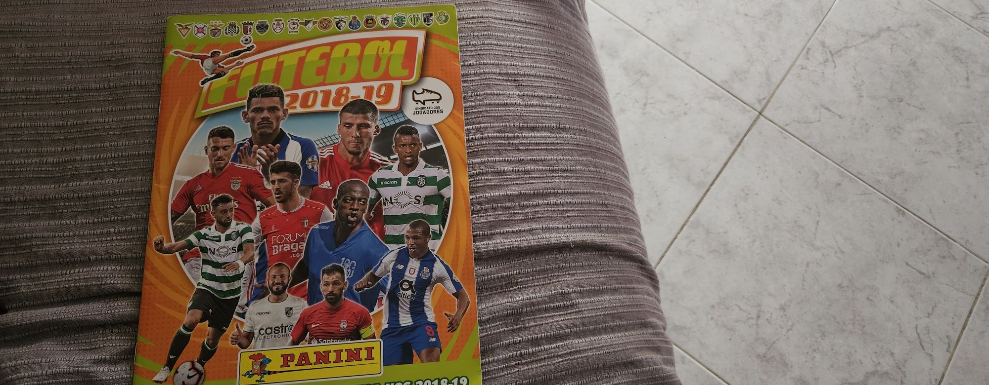 Caderneta de futebol