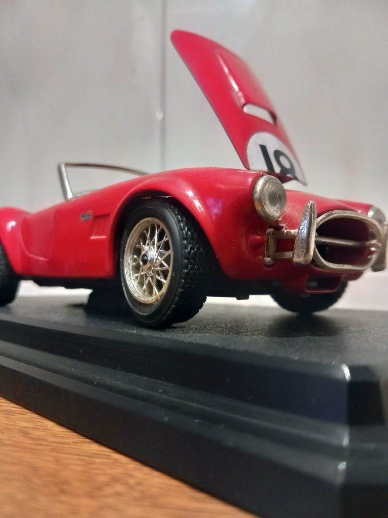 Ford Cobra 427 - miniatura burago