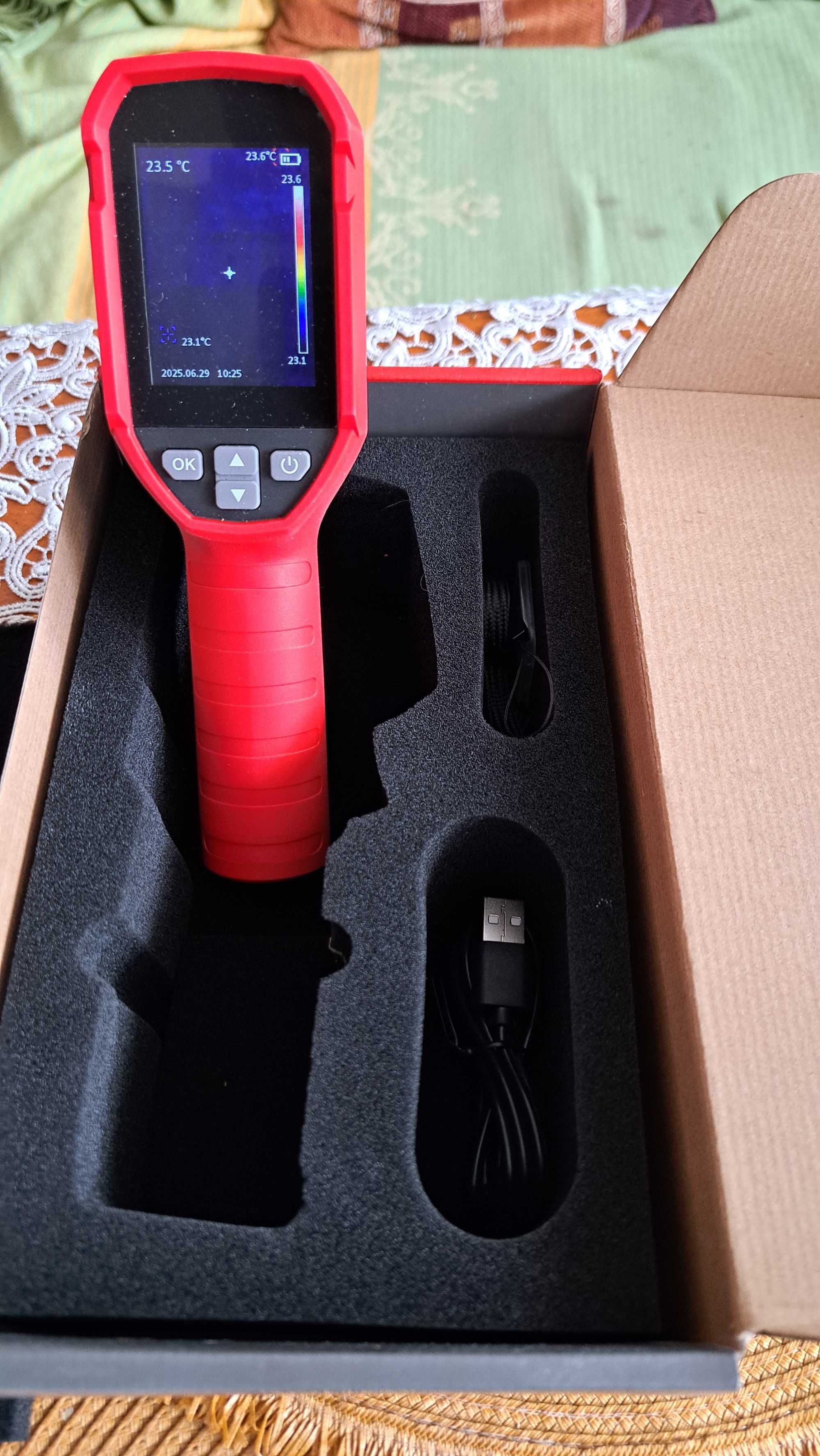 Kamera termowizyjna Uni-T UTi712S