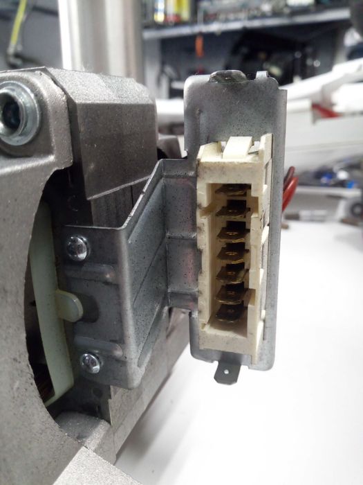 silnik Haier HCD63/39 A10 AL do pralki Candy