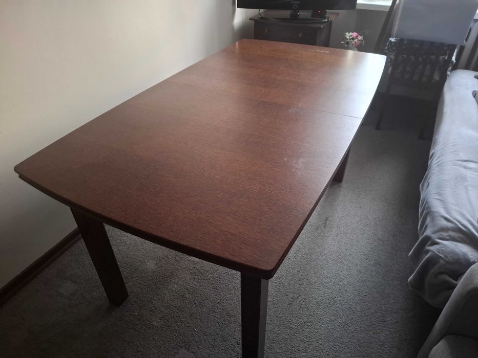 Stół drewniany rozkładany