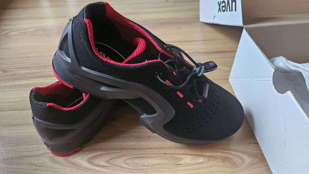 Buty robocze Uvex EU 42