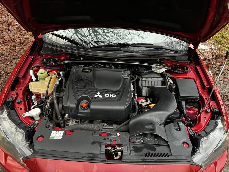 Mitsubishi lancer 2010r 2.0did