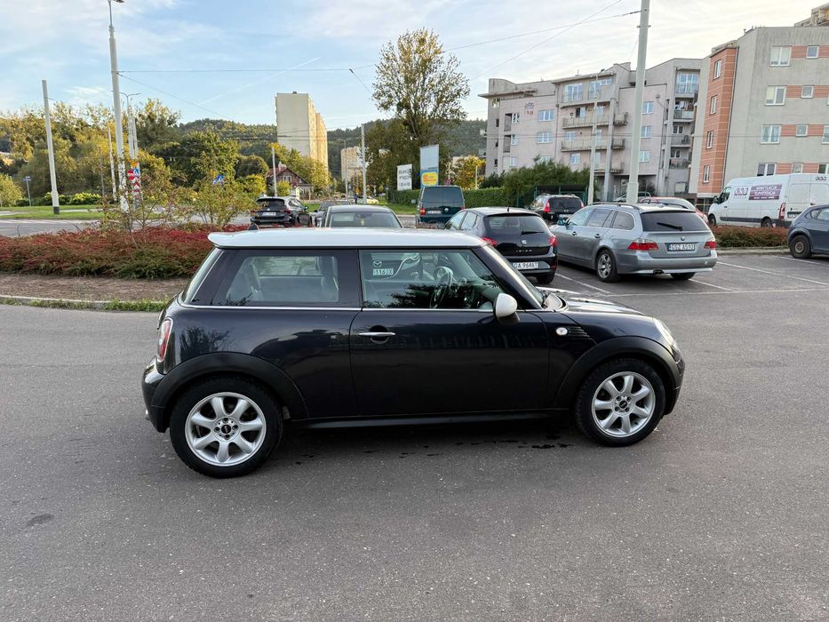 Mini Cooper R56 1.6 Benzyna 120KM – 2008r – Pakiet CHILI  Xenon
