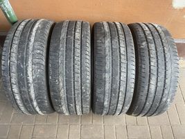 Шини літні R20 245/45 Pirelli (ціна за скат)