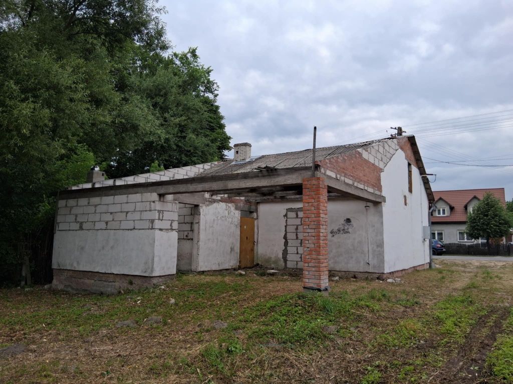 Działka z budynkiem usługowo  mieszkalnym
