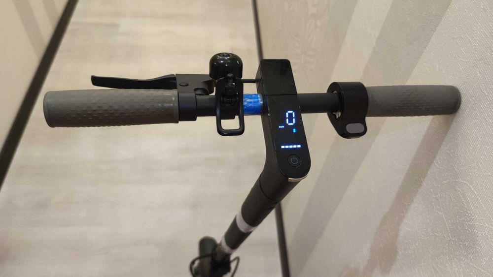 Електросамокат Xiaomi Mi Electric Scooter 1S