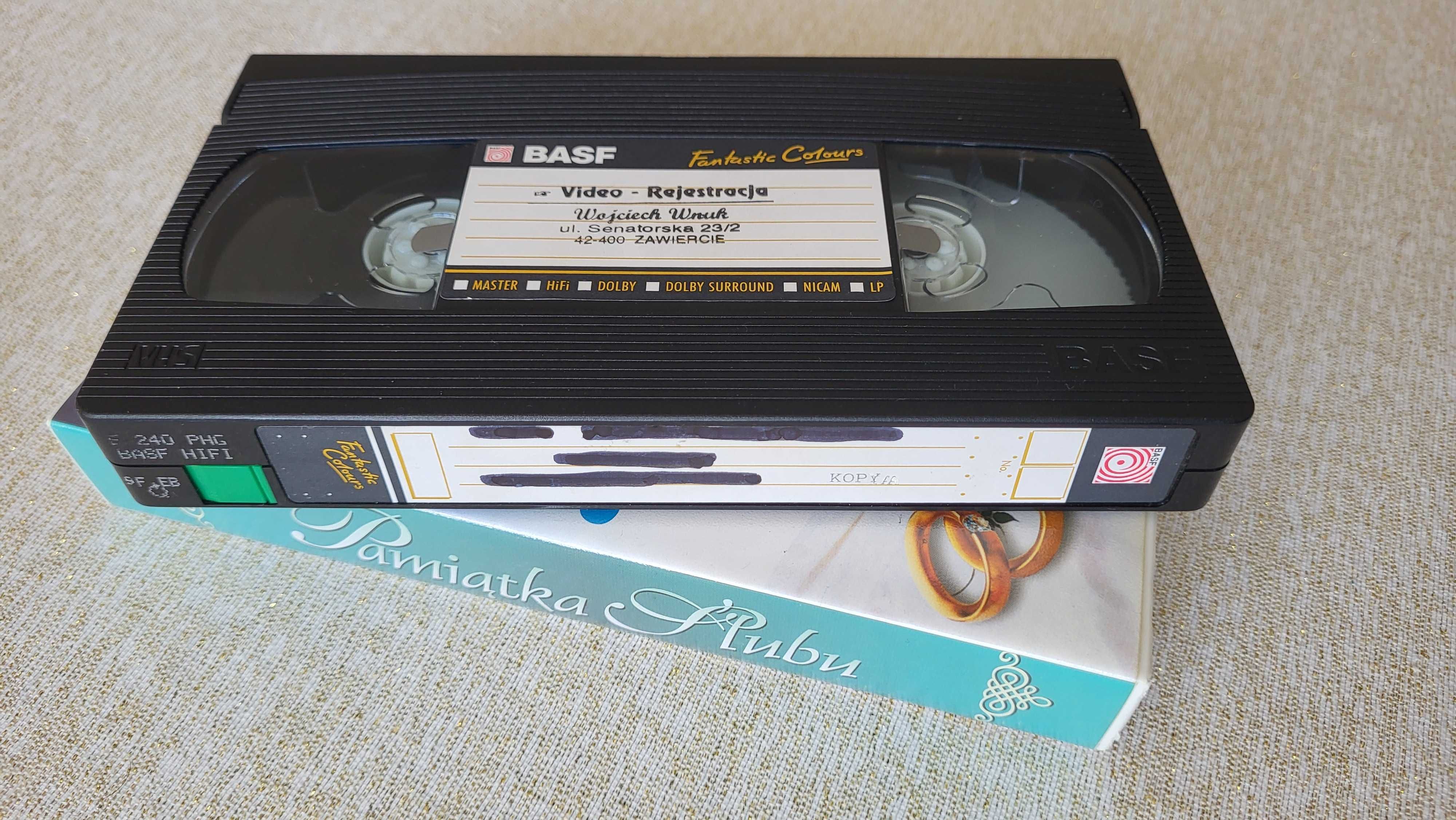 6 kaset VHS w pudełkach