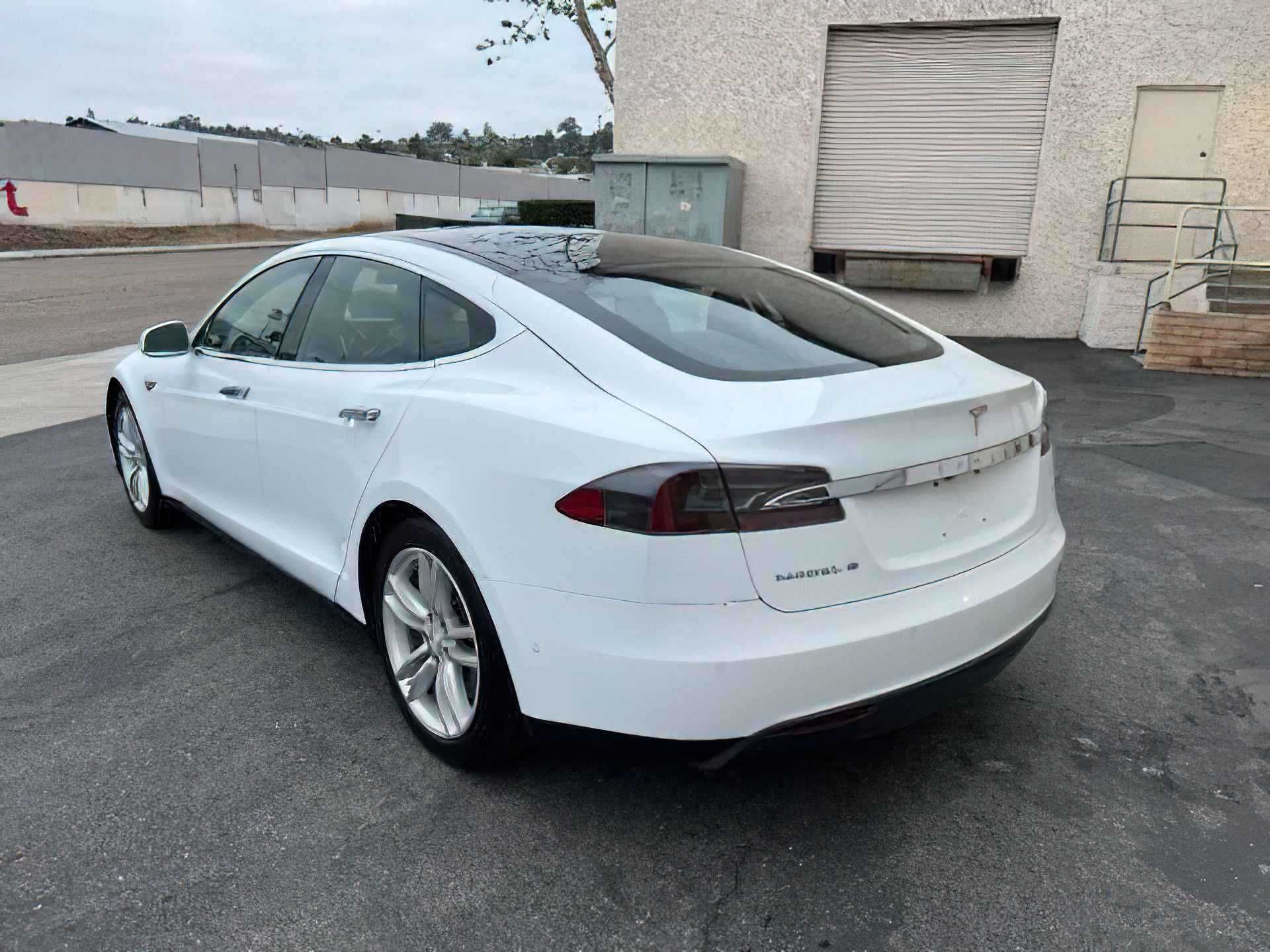 2015 Tesla Model S