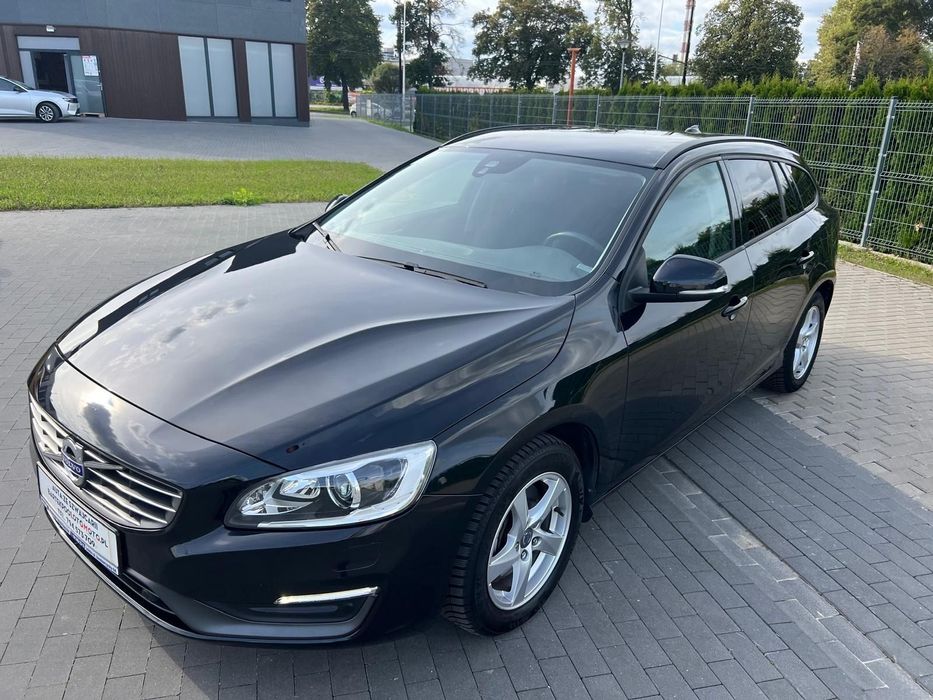 Volvo V60 2.4 D4 AWD ! LIFT ! Szwajcar ! Niski Przebieg !