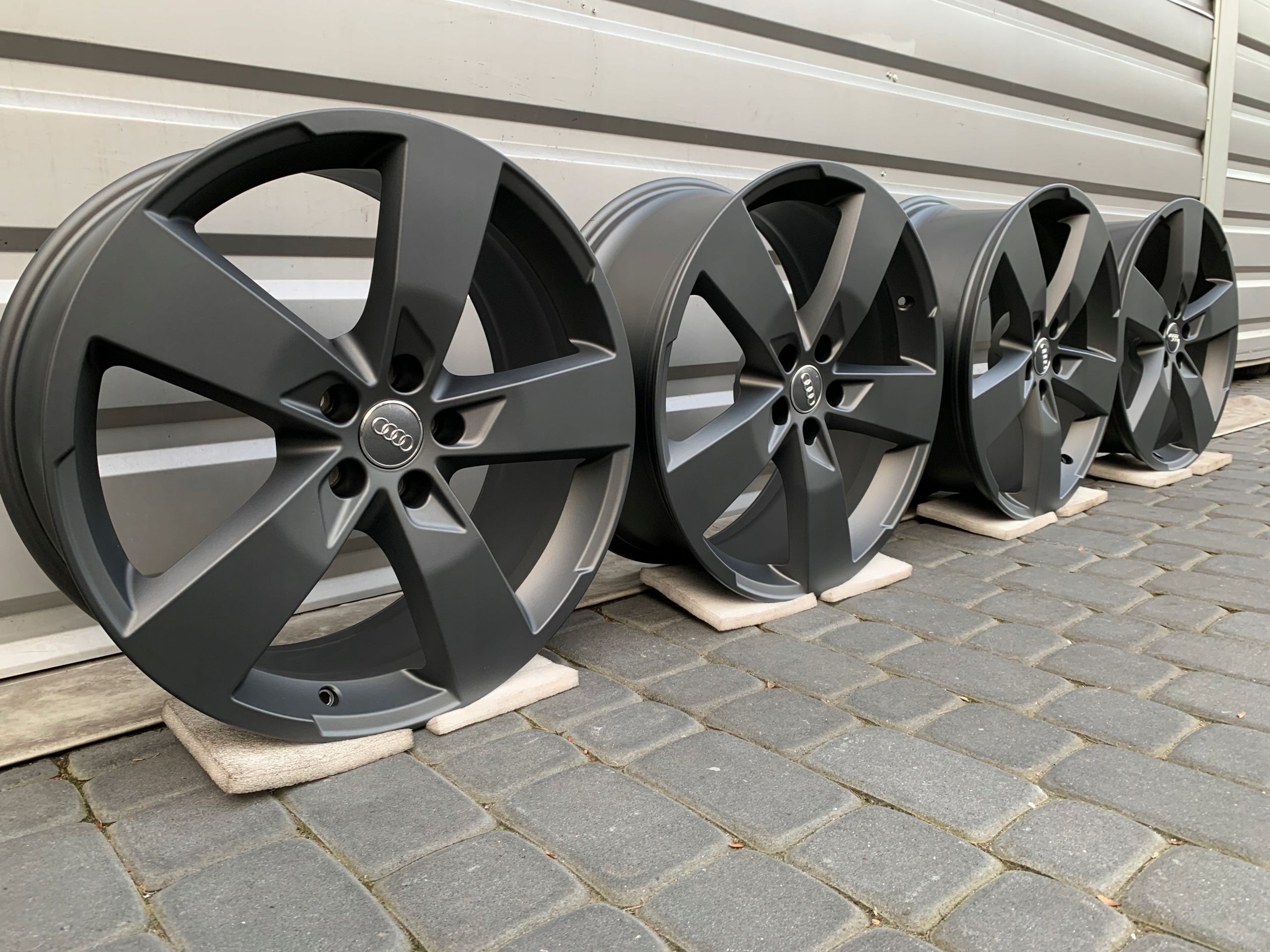 Oryginalne Felgi Audi 20 A6 C8 A4 A5 A7 A8 Q3 Q5 Q7