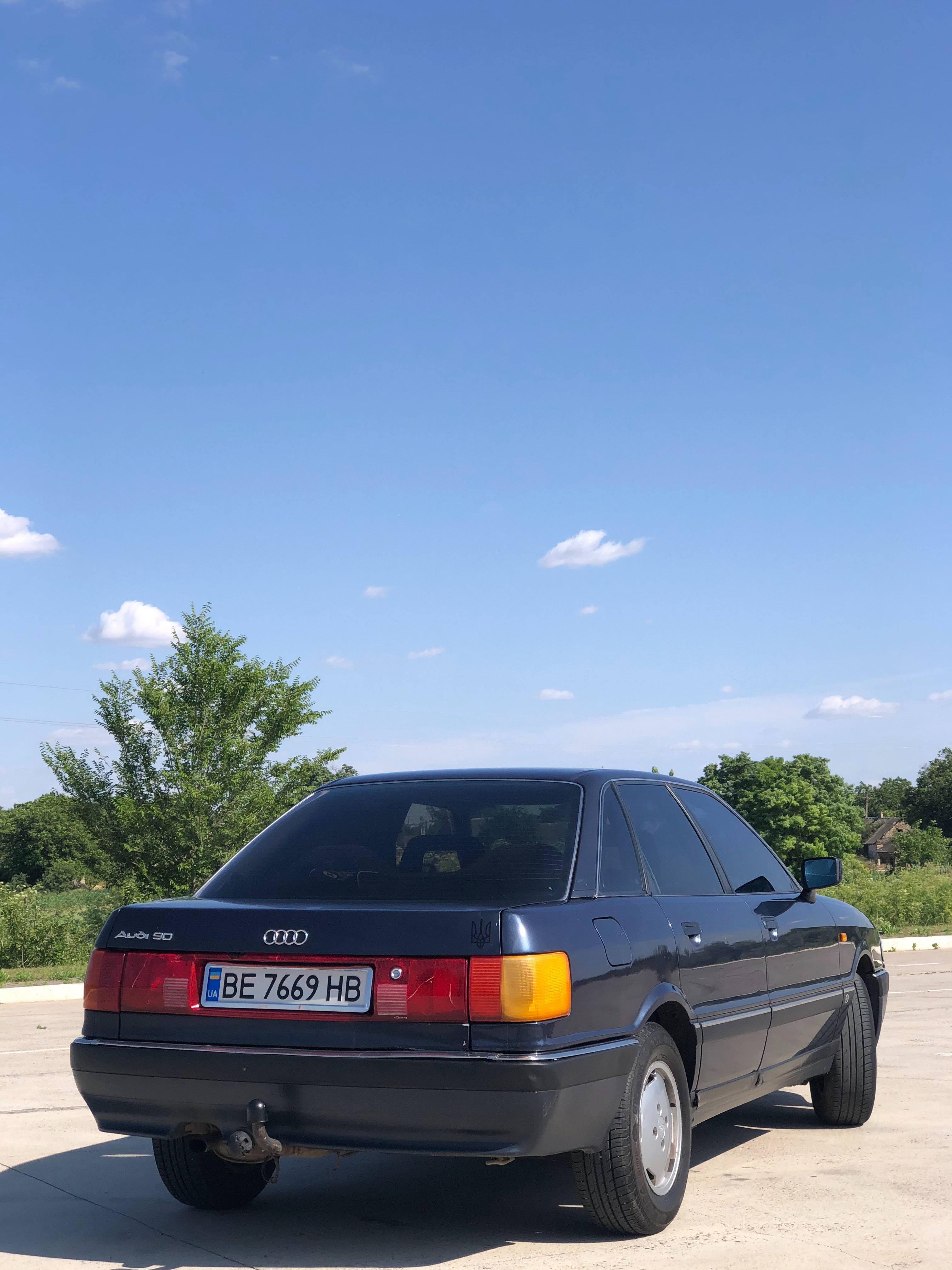продам audi 90 1988 рік