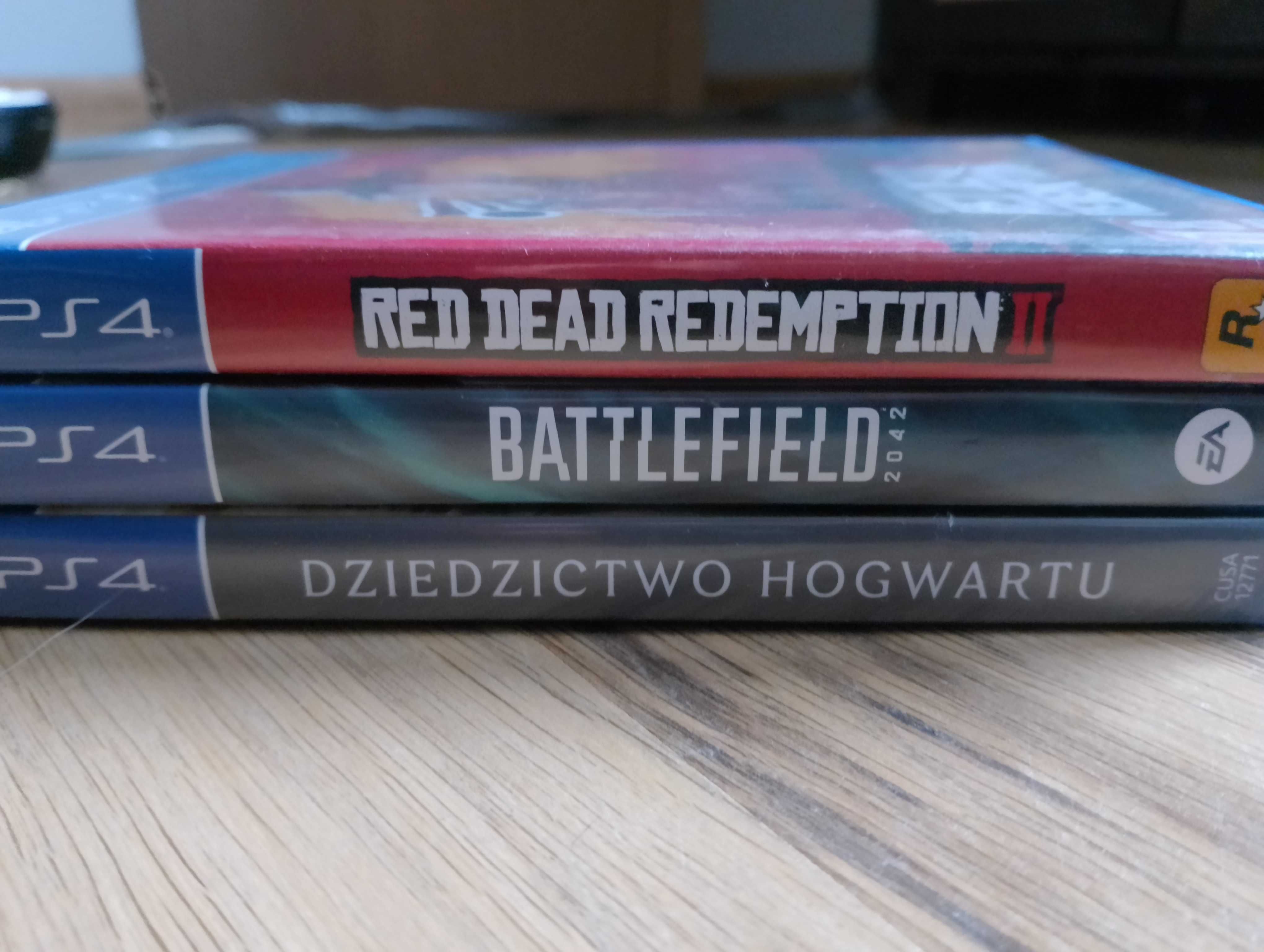 Gry na konsolę PS4 . Stan idealny.