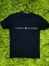 Tommy Hilfiger Футболка S