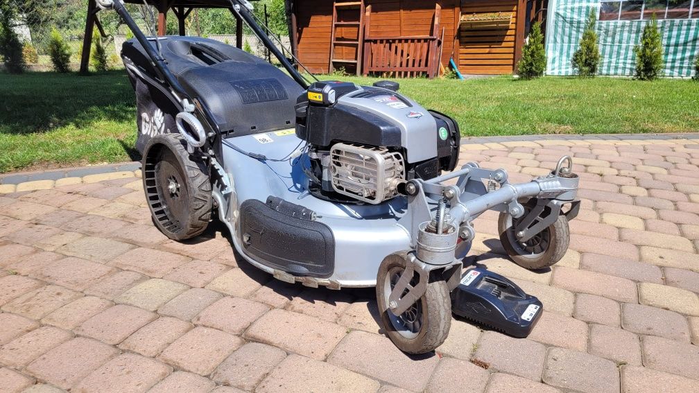 Niemiecka kosiarka potężna do trudnego terenu BRIGGS&STRATTON 6,76KM