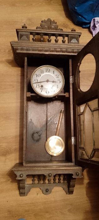 Stare zegary na sprzedarz