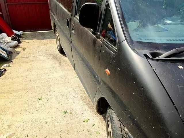 СРОЧНО Продаю MITSUBISHI L400 2.5 диз.1999 г.в.