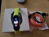 Xiaomi Mi Band 5 opaska , z ladowarką i dodatkowym  pasek