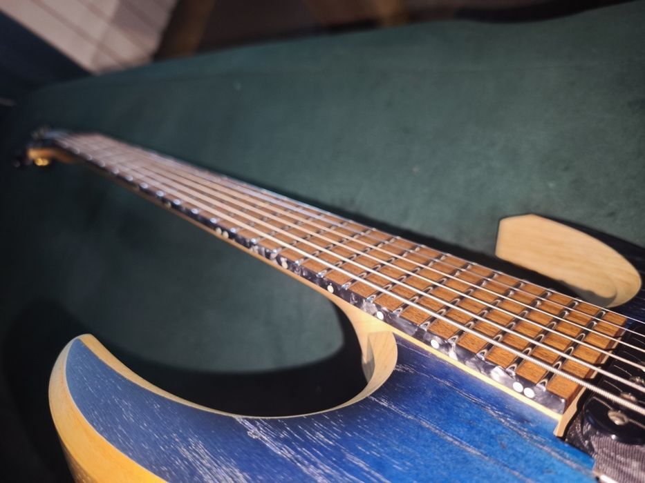 Skervesen Velociraptor 6