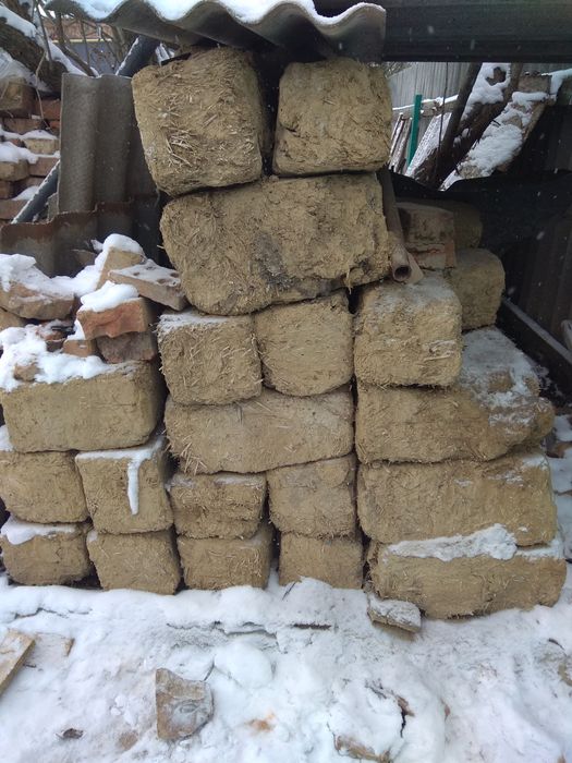 Продам глинно битный кирпич