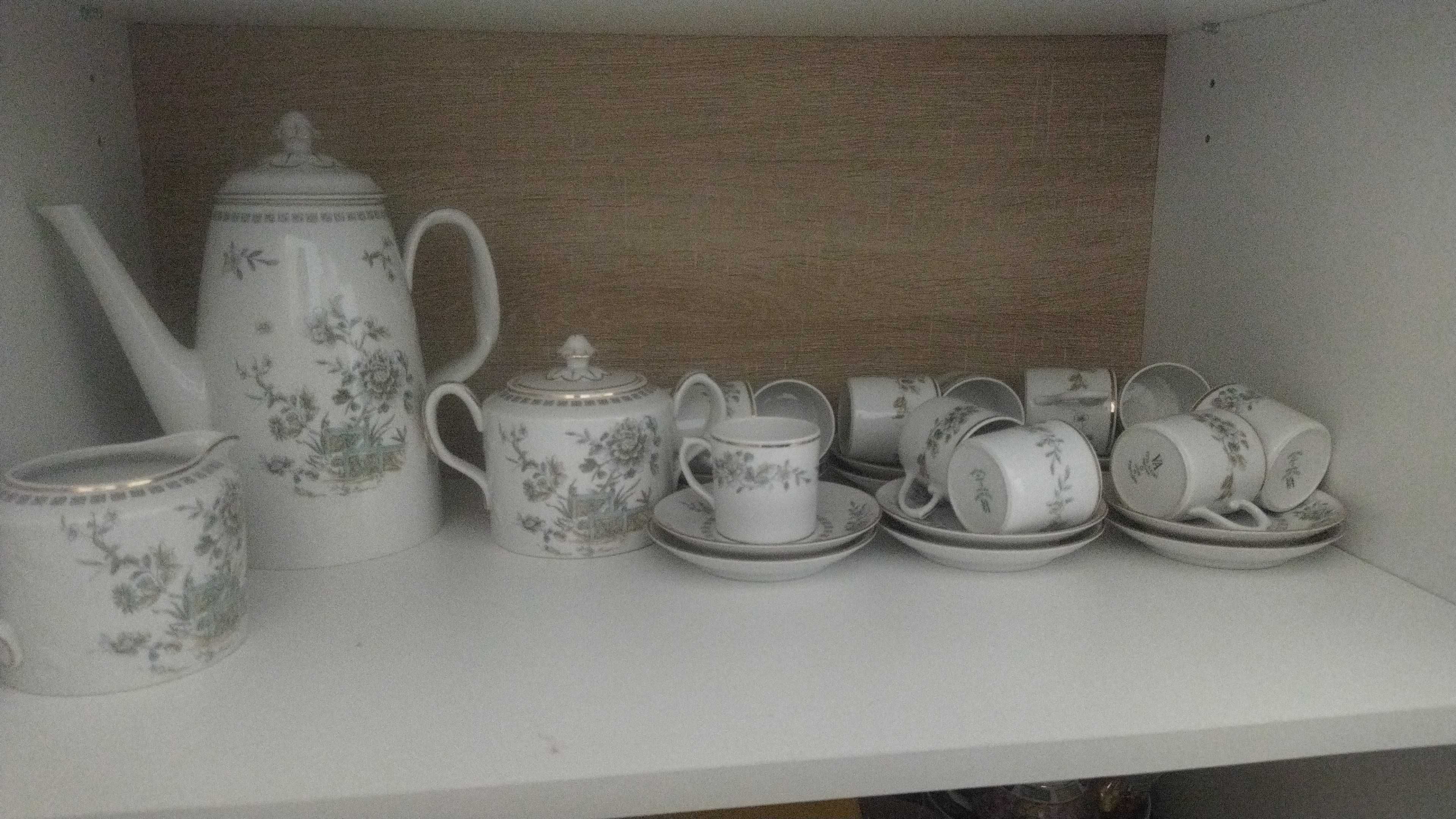 Serviço de café em porcelana Vista Alegre