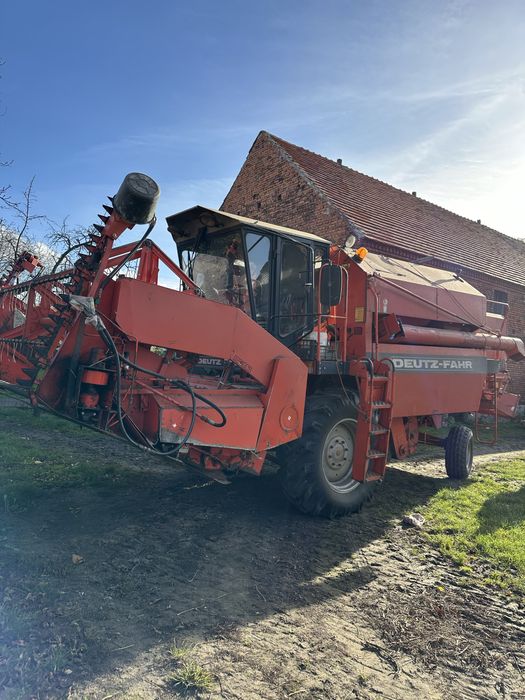Kombajn Deutz Fahr M2385