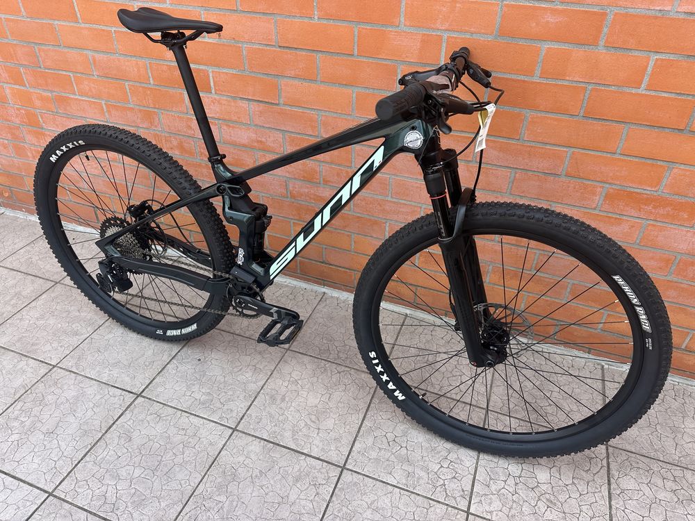 Nova!! Bicicleta btt roda 29 suspensao total Carbono sid  Sunn Shamann