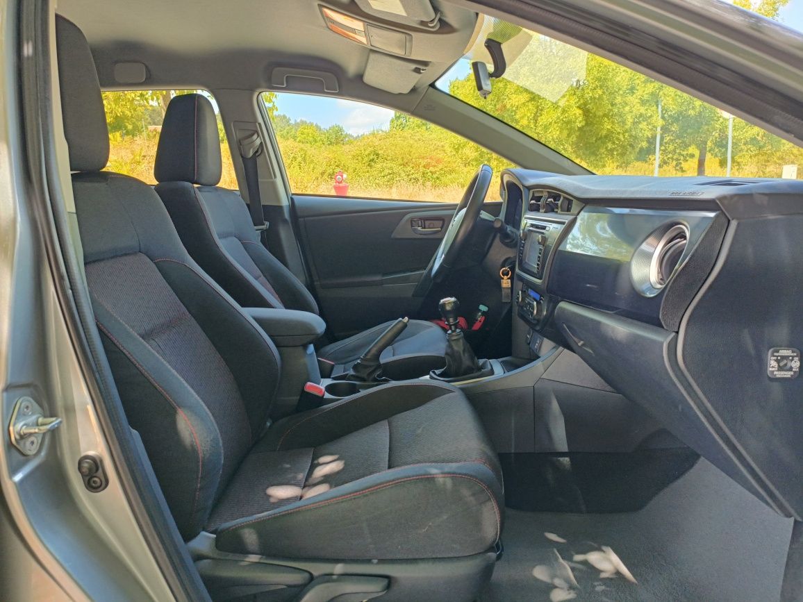 Toyota Auris 1.4 D4D 120000km