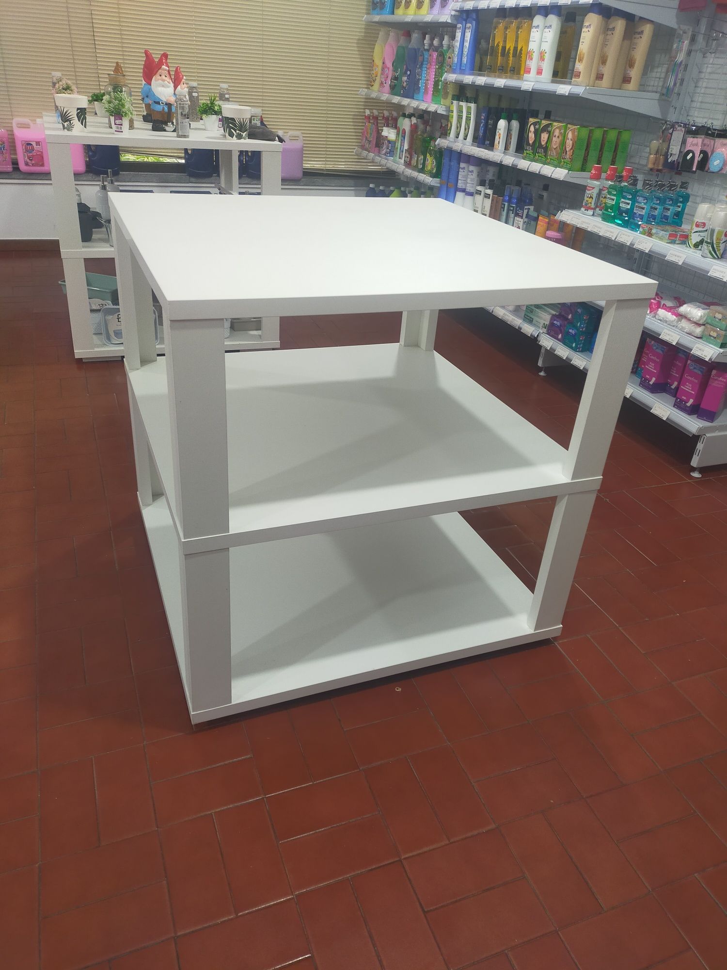 Mesa branca 90x90 cm