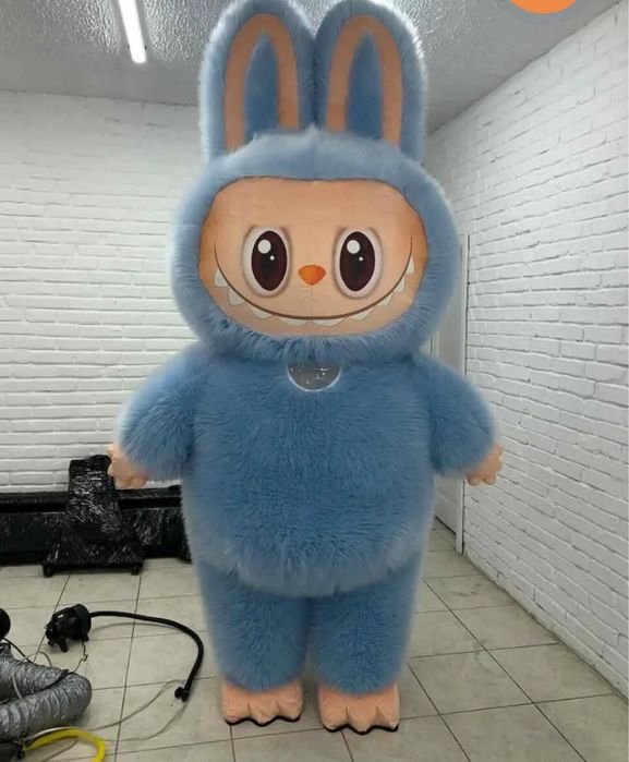 Продам надувний костюм Лабубу