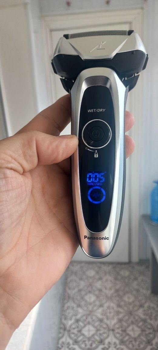 Продам бритву Panasonic es lv 65 s