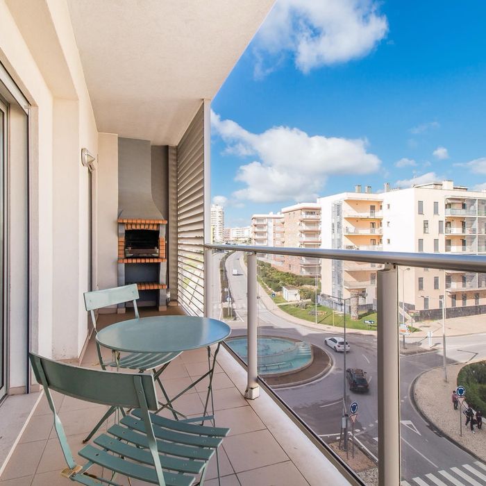 T1 com Garagem em Armacao